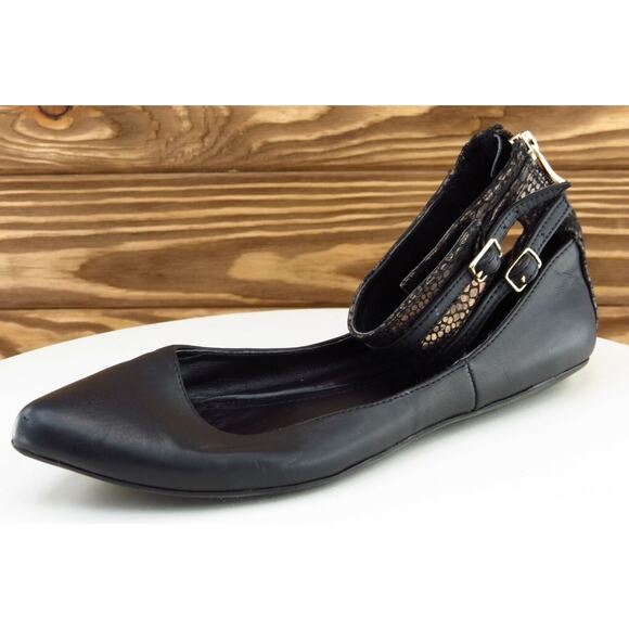 BCBGeneration Size 7 M‎ Pointed Toe Black flats Leather Women Zarla - Picture 1 of 7